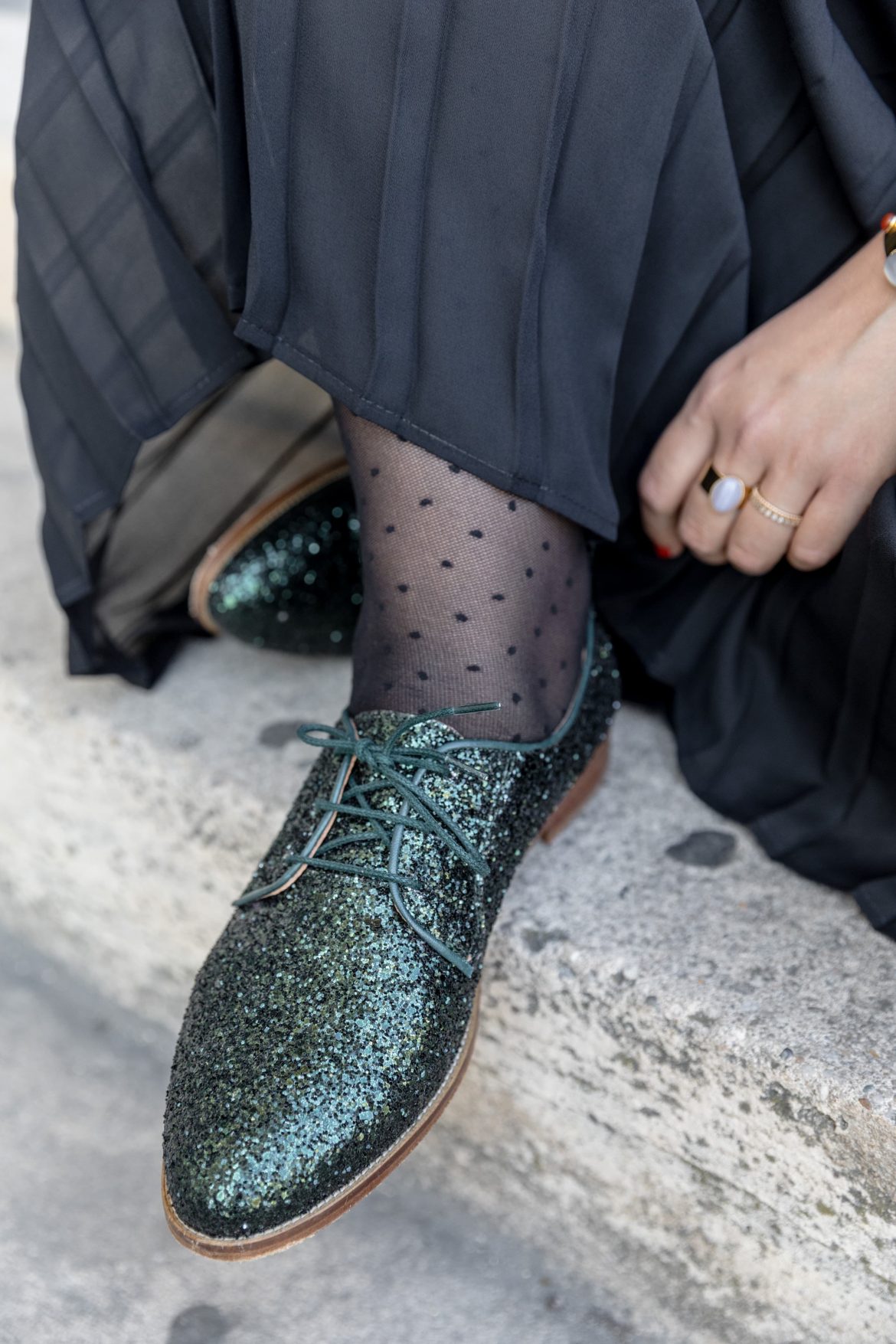 Le pull jaune �?? https://mademoisellemodeuse.com/